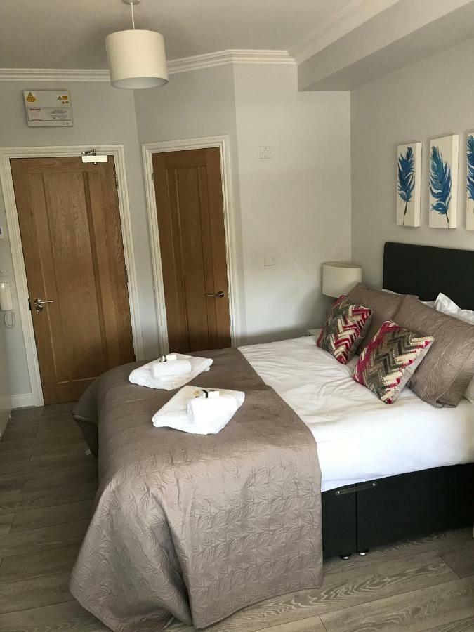Berkshire Serviced Apartment Helena 12 Reading Exteriör bild